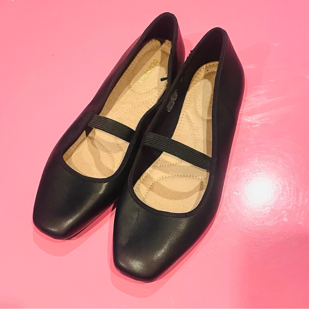 Old Navy Black Square Toe Mary Jane Flats - New